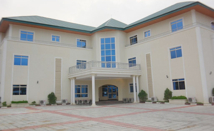 Mangel Hotel And Suites