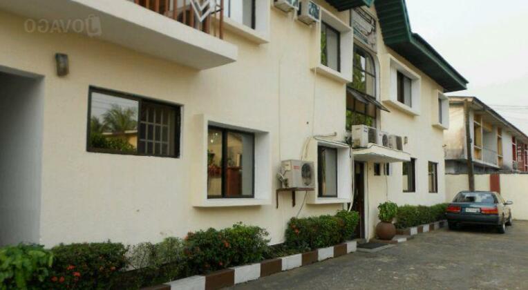 Formula Executive Suites (main)