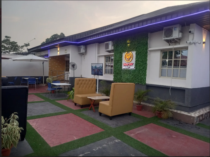 Tummytreet Restaurant & Lounge